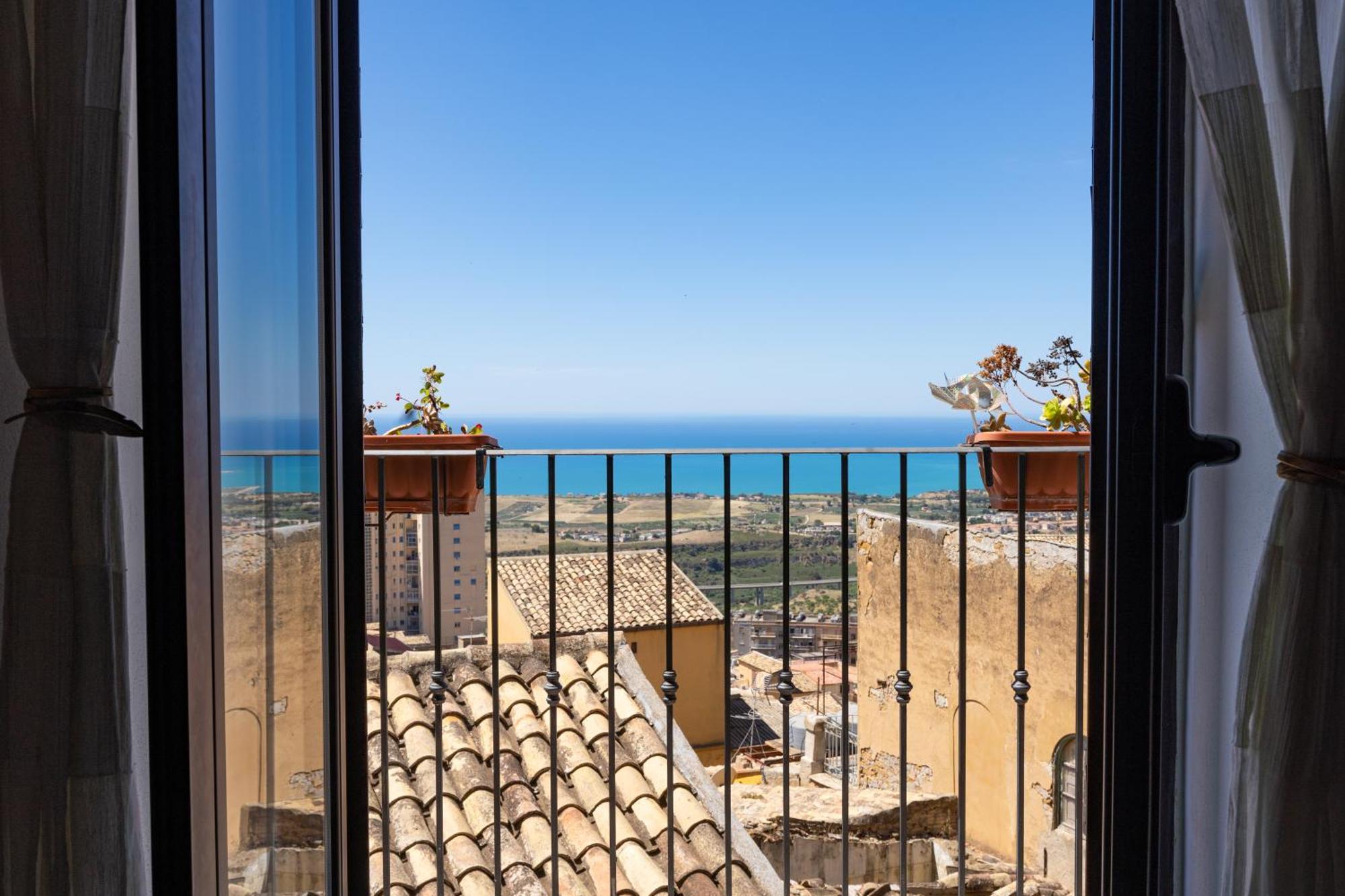 Le Teste Di Moro Al Duomo Agrigente Extérieur photo